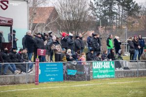 30 srg bourges premiere 29 01 frachon fans